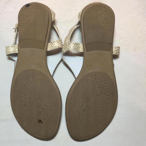 🍁Larissa Carolaine off white thong sandals Sz 7 shoes - Picture 5 of 8